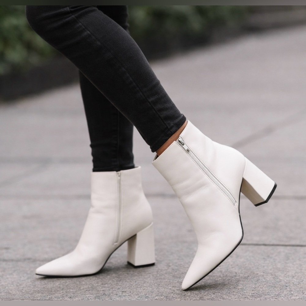 Marc Fisher Glorena Leather Ankle Boot – Size 8M – Pointed Toe Block Heel